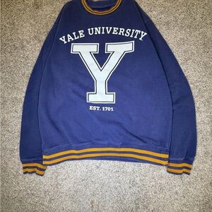 Yale University Collegiate Navy Crewneck Sweatshirt Size Small